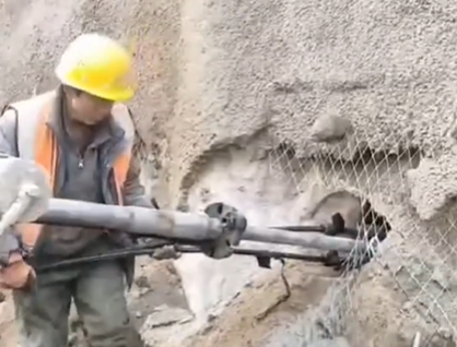 Live video of the rotary spray enlarged head